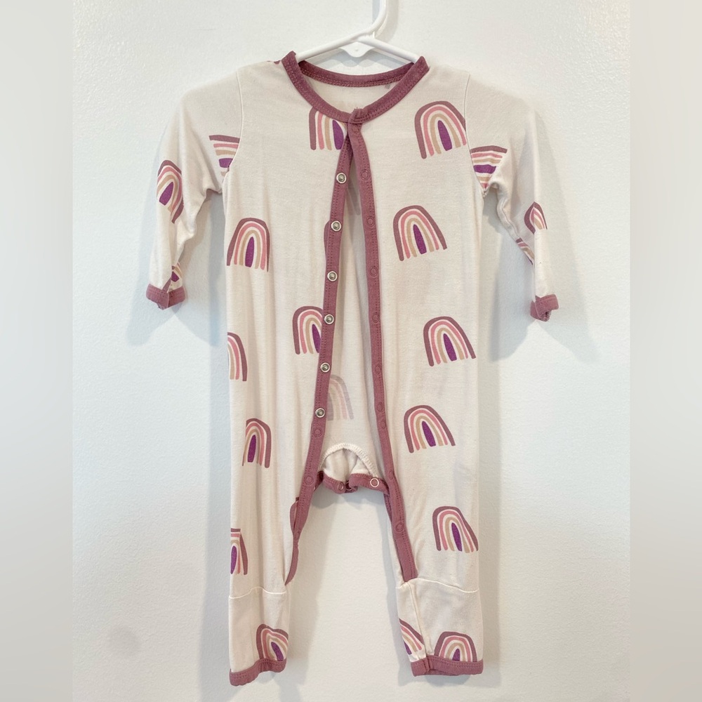 Kyte Baby Mulberry Rainbow Long Sleeved Snap Romper 3-6